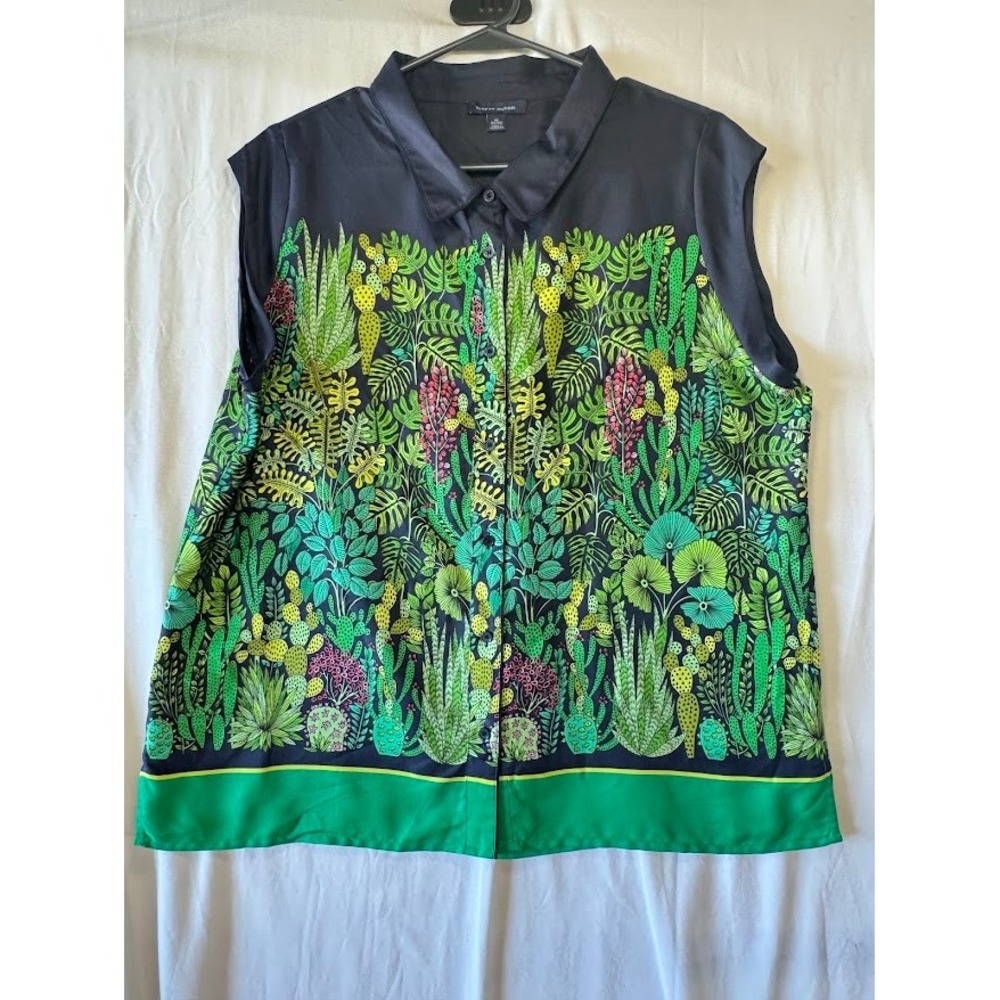 Tommy Hilfiger Womens XL Sleeveless Button Down Blouse Cactus Tropical Print Top